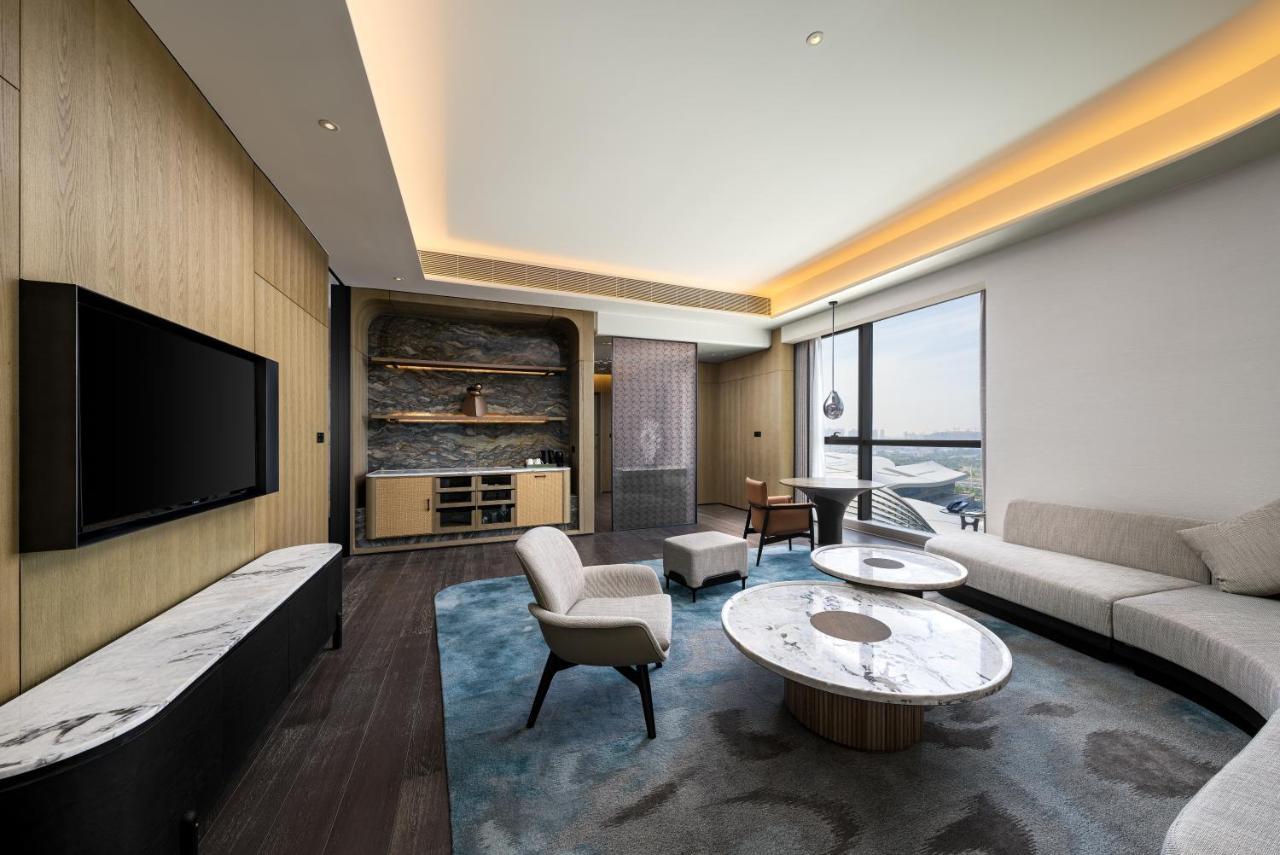 The Westin Yantai Hotel Екстериор снимка