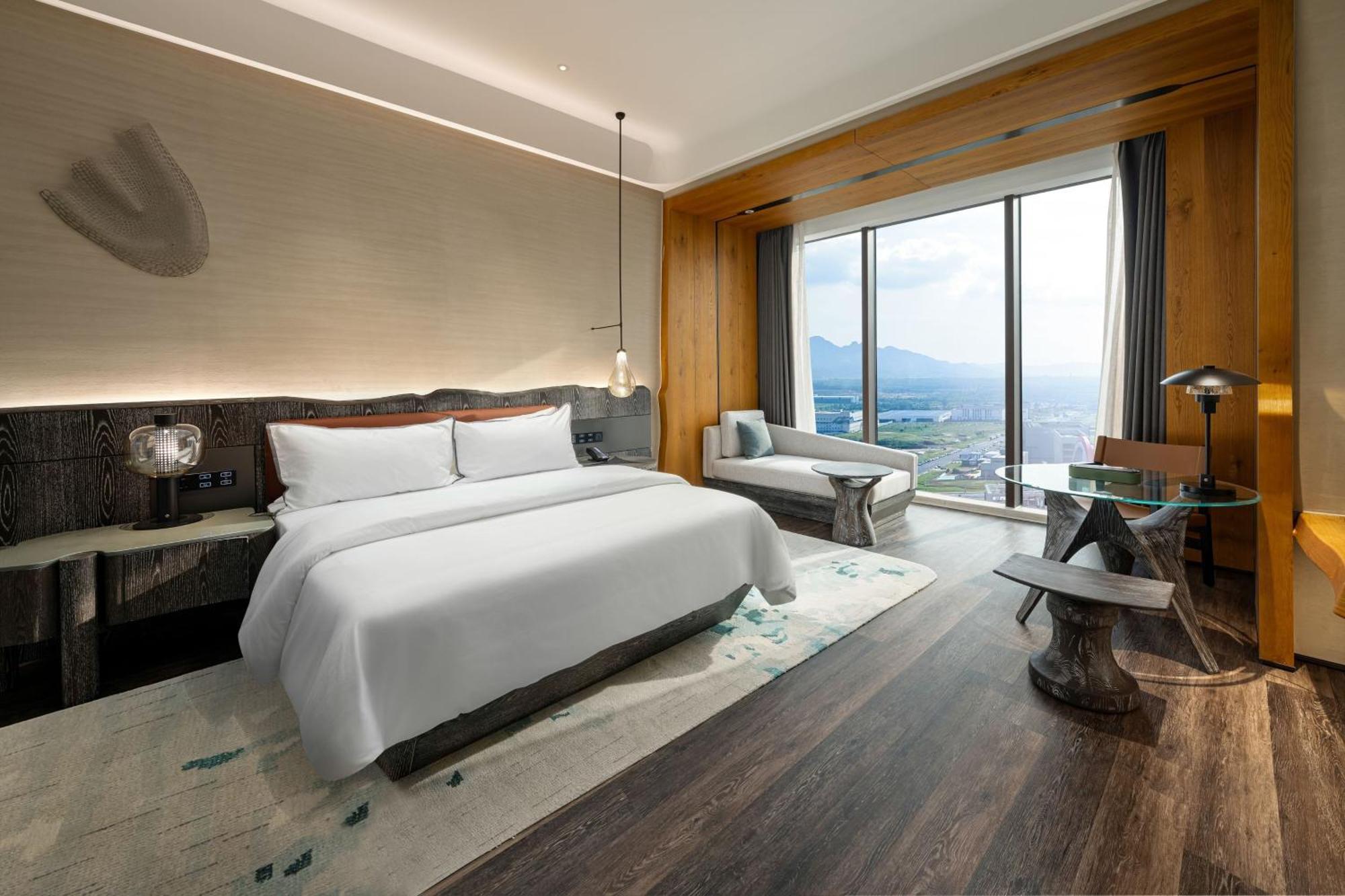 The Westin Yantai Hotel Екстериор снимка