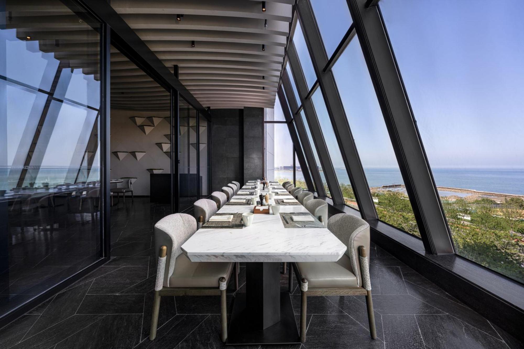 The Westin Yantai Hotel Екстериор снимка