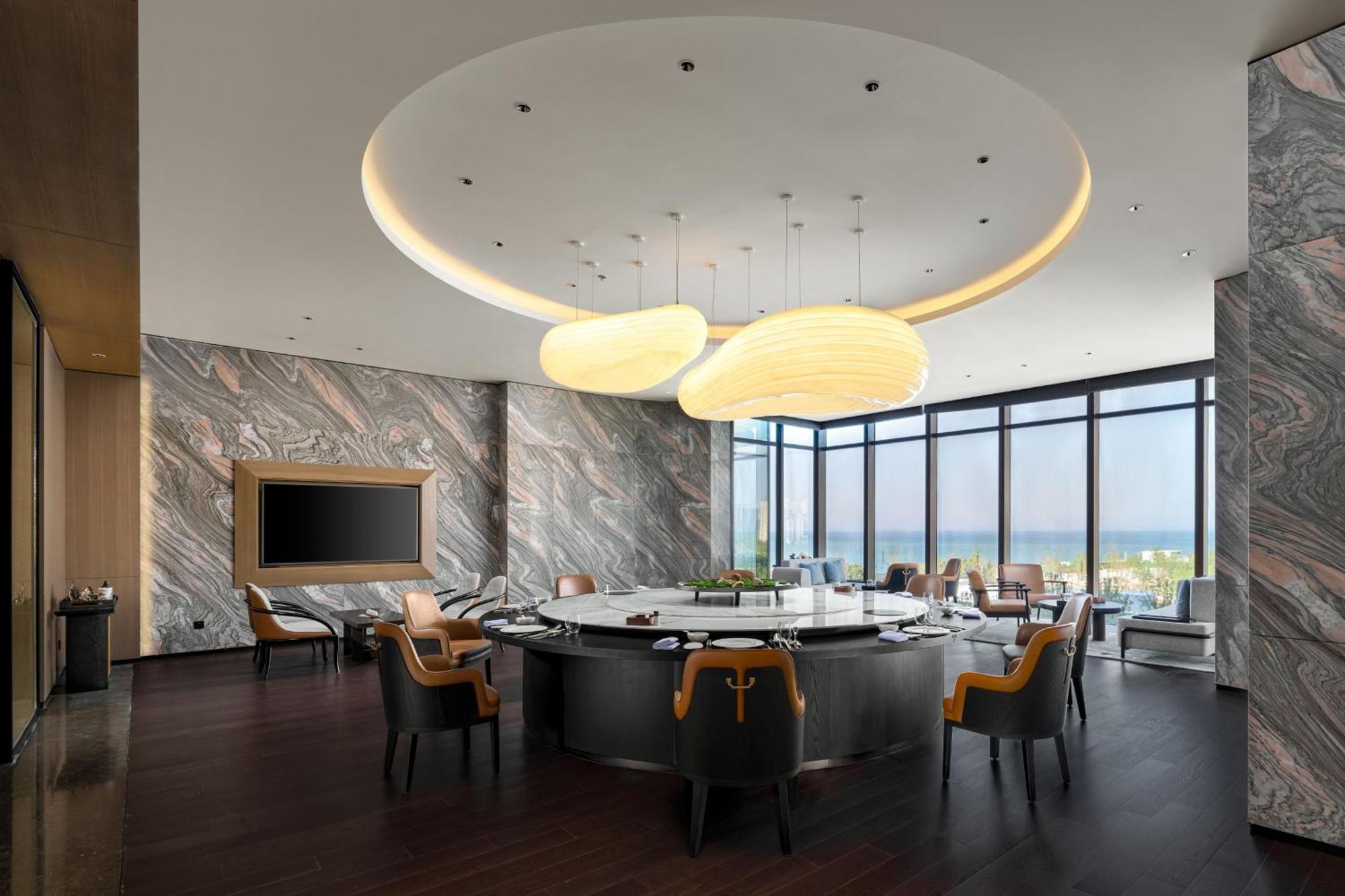 The Westin Yantai Hotel Екстериор снимка