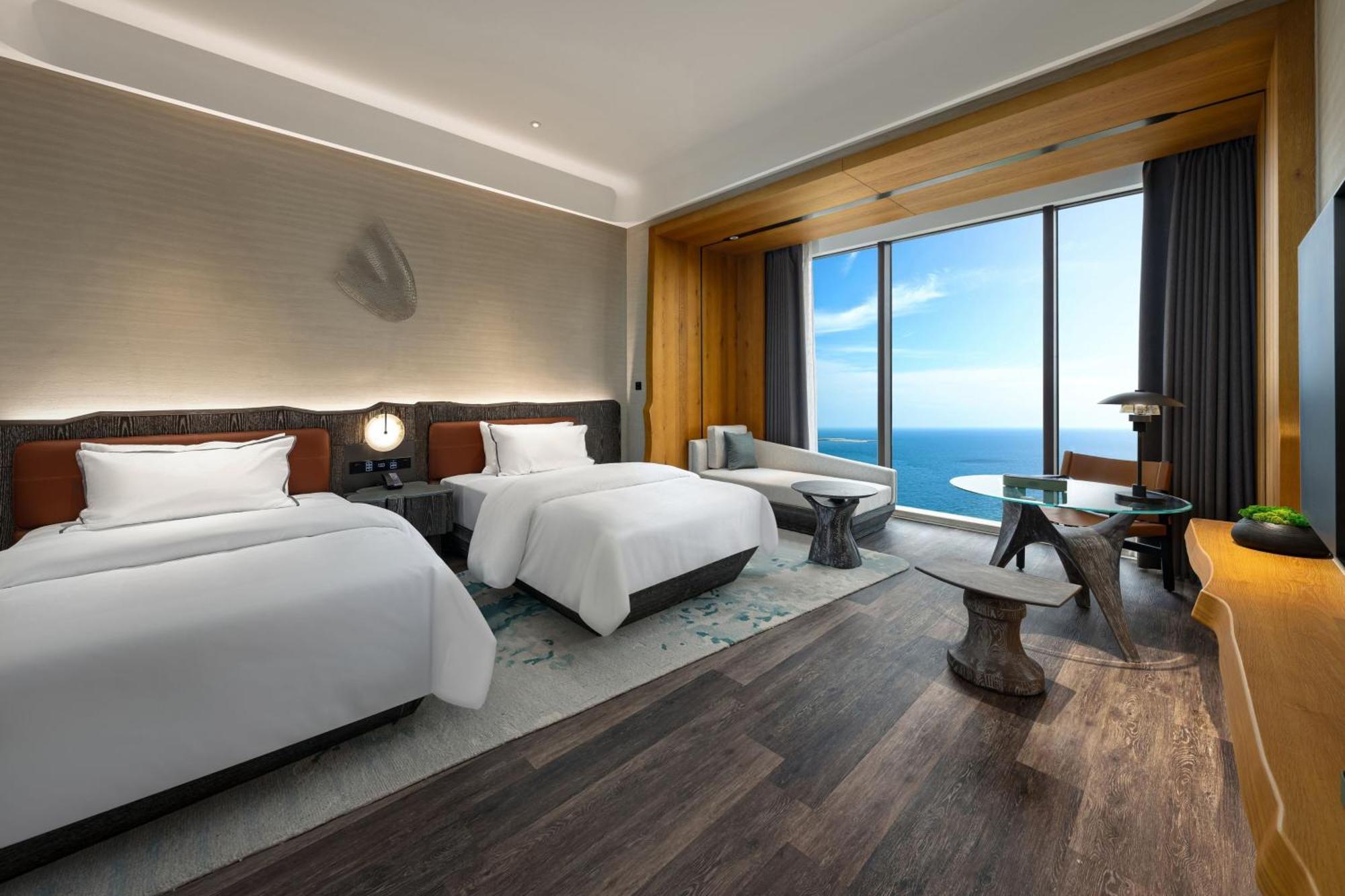 The Westin Yantai Hotel Екстериор снимка